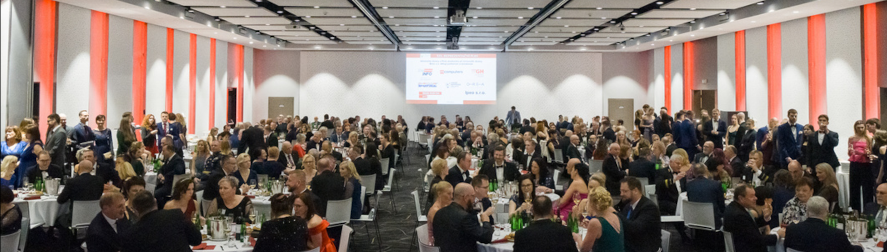 EVPÚ Defence supports the XIX. Representative Ball of UoD